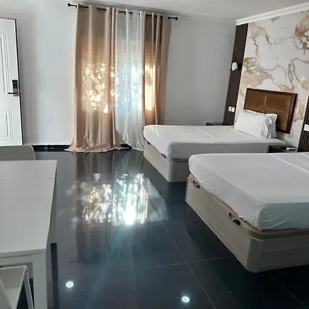 Ξενοδοχείο Rancho Grande *
